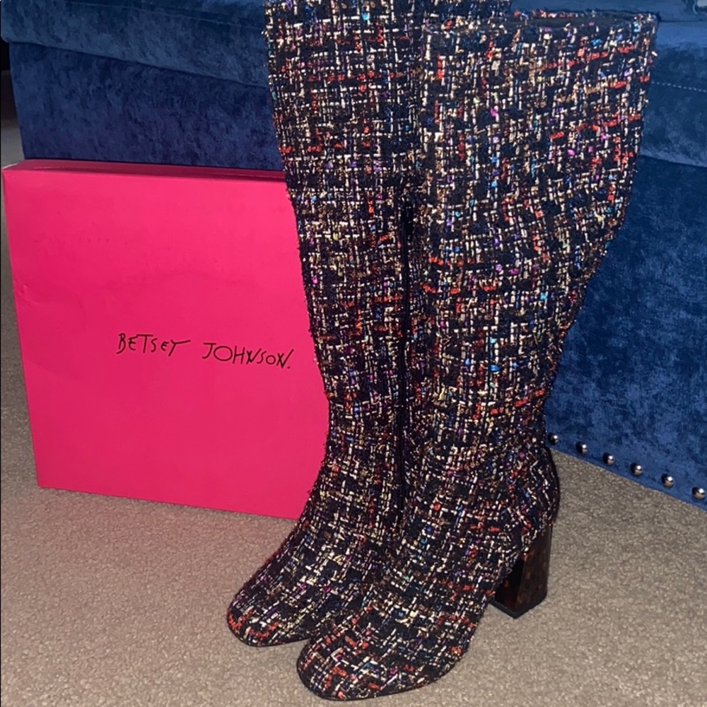 Betsy Johnson Tweed Harmoni Boots
